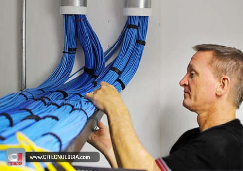 instalação de cabos de rede para computadores no morumbi